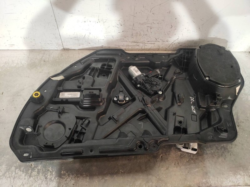 Recambio de elevalunas delantero derecho para lancia thema gold referencia OEM IAM 128000871 56930733 0000502724