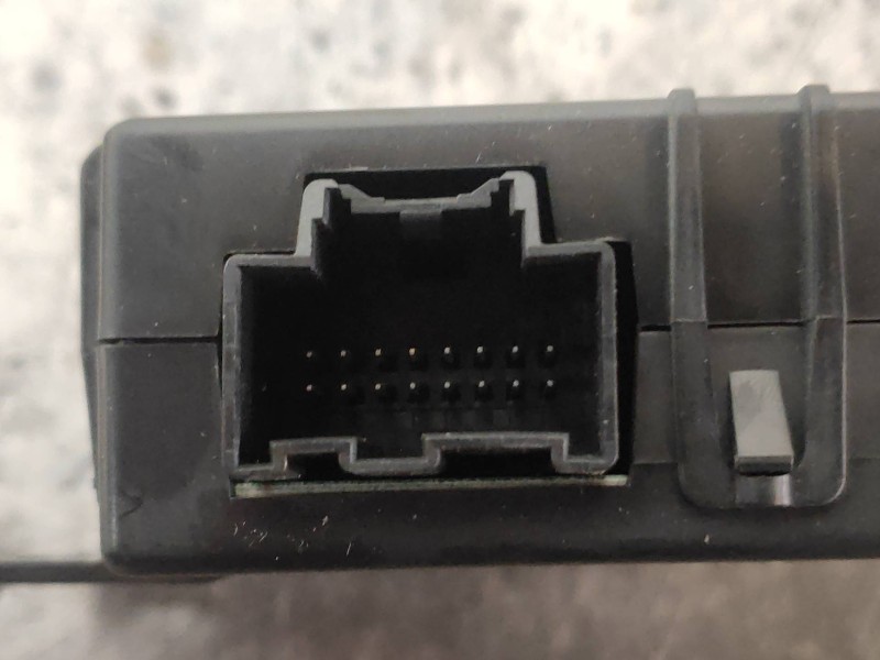 Recambio de modulo electronico para lancia thema gold referencia OEM IAM 56038903AD  