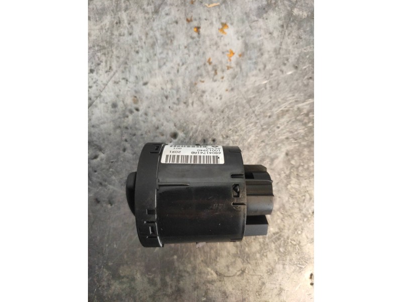 Recambio de mando luces para lancia thema gold referencia OEM IAM 68041761AB  