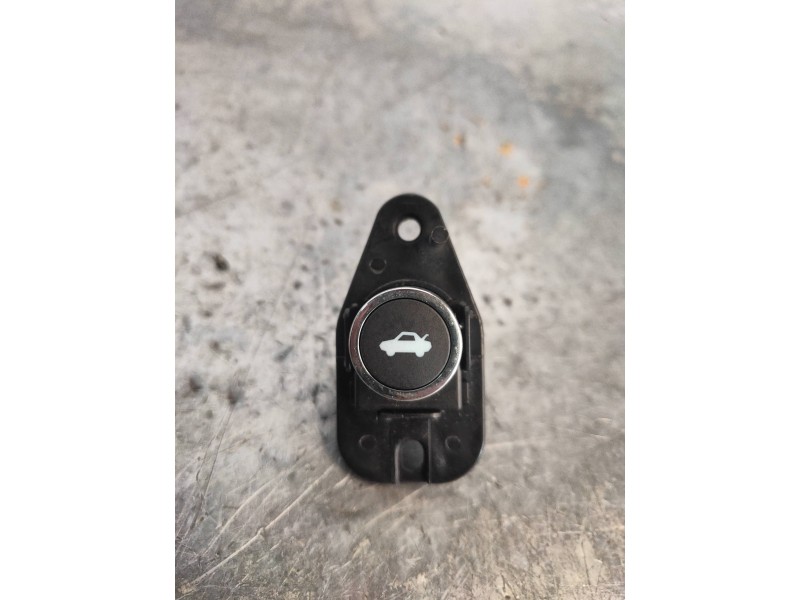 Recambio de mando multifuncion para lancia thema gold referencia OEM IAM 56046228AC 10017460 