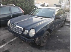 mercedes clase e (w210) berlina del año 1995