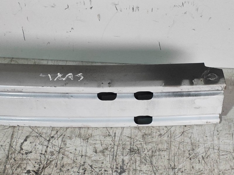 Recambio de refuerzo paragolpes trasero para lancia thema gold referencia OEM IAM   