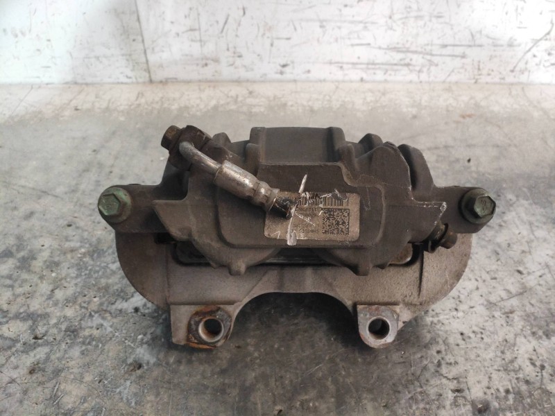 Recambio de pinza freno delantera izquierda para lancia thema gold referencia OEM IAM P68088287  