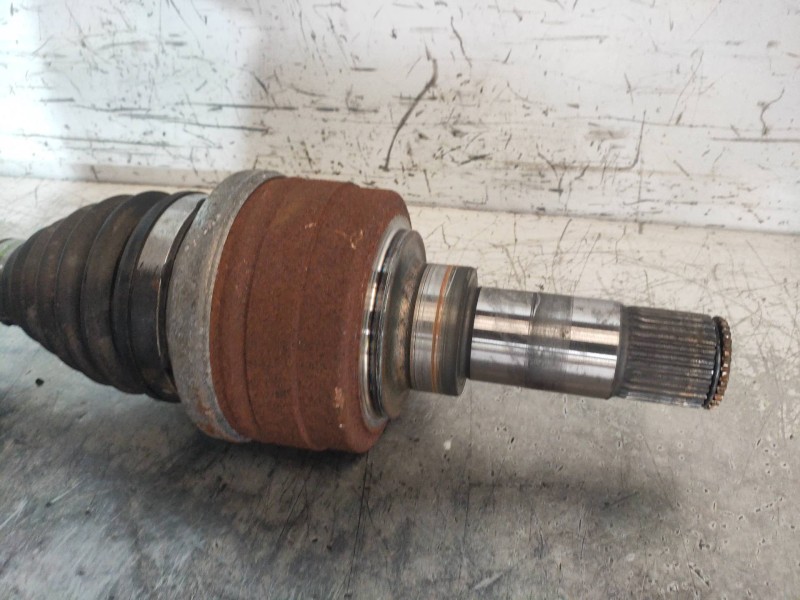 Recambio de transmision trasera izquierda para lancia thema gold referencia OEM IAM   