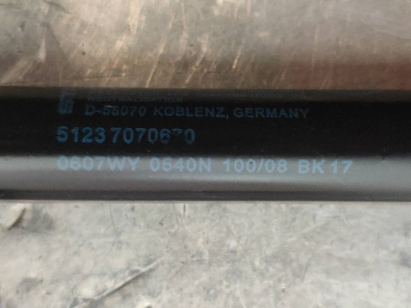 Recambio de amortiguadores capo para bmw serie 6 coupe (e63) 635d referencia OEM IAM 51237070670  