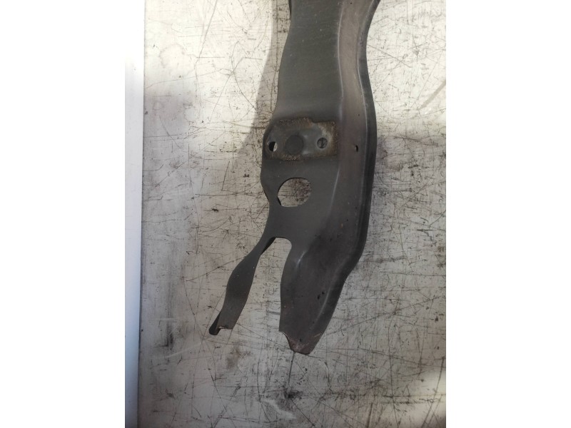 Recambio de refuerzo paragolpes trasero para bmw serie 6 coupe (e63) 635d referencia OEM IAM   