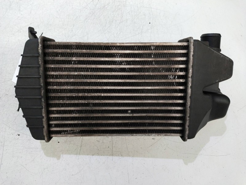 Recambio de intercooler para opel zafira b enjoy referencia OEM IAM 13240831  