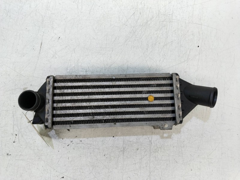 Recambio de intercooler para opel astra f berlina básico referencia OEM IAM 90353026  