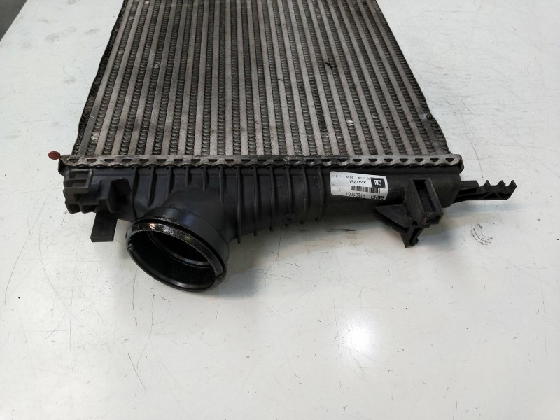 Recambio de intercooler para opel insignia berlina 2.0 16v cdti referencia OEM IAM 13241751 P1831001 