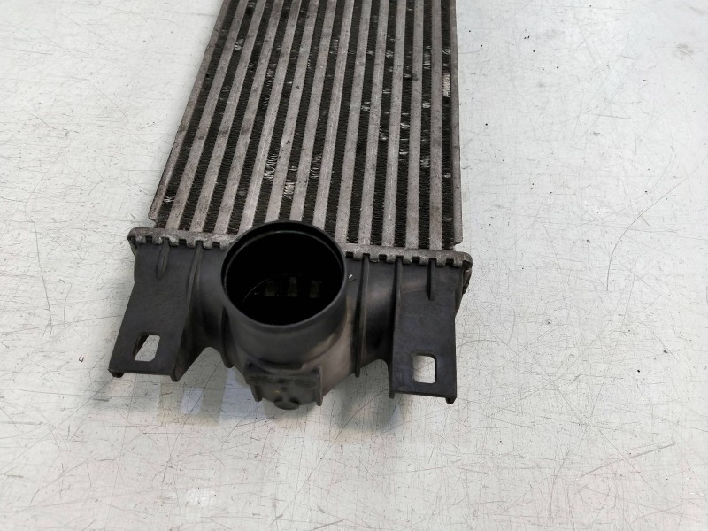 Recambio de intercooler para opel movano (2004 =>) combi medio techo elevado l2h2 2.8t referencia OEM IAM   