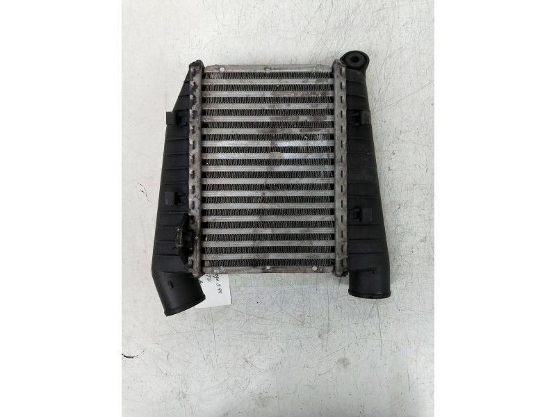 Recambio de intercooler para opel omega b 2.5 turbodiesel (x 25 td / u 25 td / l93) referencia OEM IAM 90448464 2195110003  Recambio de intercooler para opel omega b 2.5 turbodiesel (x 25 td / u 25 td / l93) referencia OEM IAM 90448464 2195110003