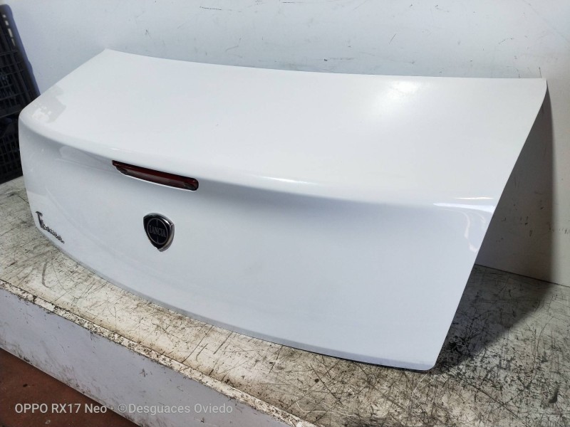 Recambio de tapa maletero para lancia thema gold referencia OEM IAM   