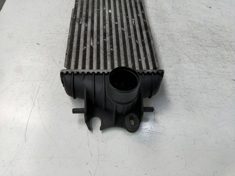 Recambio de intercooler para opel vivaro 1.9 cdti cat (f9q-760 / l08) referencia OEM IAM    Recambio de intercooler para opel vivaro 1.9 cdti cat (f9q-760 / l08) referencia OEM IAM