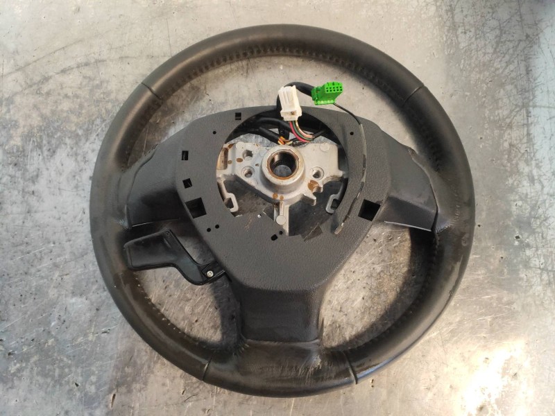 Recambio de volante para subaru tribeca b9 3.0 cat referencia OEM IAM   