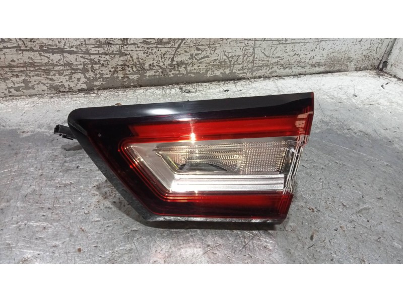 Recambio de piloto trasero derecho interior para renault clio iv limited referencia OEM IAM   