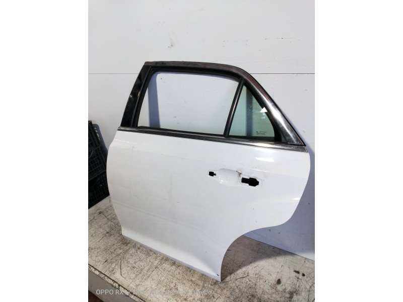 Recambio de puerta trasera izquierda para lancia thema gold referencia OEM IAM  4P 