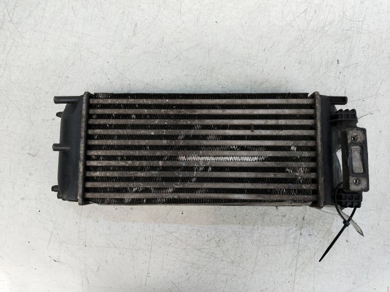 Recambio de intercooler para peugeot 308 1.6 16v hdi fap referencia OEM IAM 992507ME 9656503980  Recambio de intercooler para peugeot 308 1.6 16v hdi fap referencia OEM IAM 992507ME 9656503980