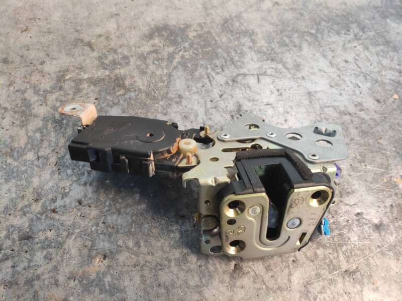 Recambio de motor cierre centralizado delantero derecho para subaru tribeca b9 3.0 cat referencia OEM IAM   