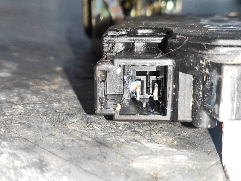 Recambio de motor cierre centralizado delantero derecho para subaru tribeca b9 3.0 cat referencia OEM IAM   