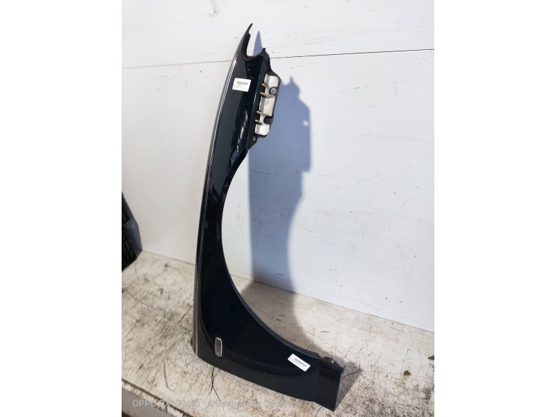 Recambio de aleta delantera derecha para mg rover serie 75 (rj) 2.0 cdt classic referencia OEM IAM   
