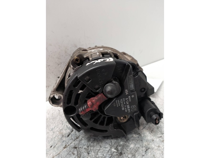 Recambio de alternador para mg rover serie 45 (t/rt) classic referencia OEM IAM 0124225011 BOSCH 16I 16V