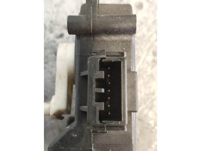 Recambio de motor apertura trampillas climatizador para subaru tribeca b9 3.0 cat referencia OEM IAM AW0638001021  