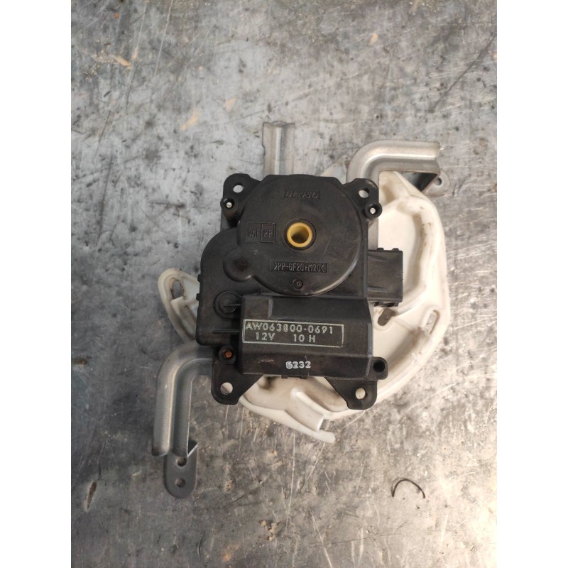 Recambio de motor apertura trampillas climatizador para subaru tribeca b9 3.0 cat referencia OEM IAM AW0638000691  