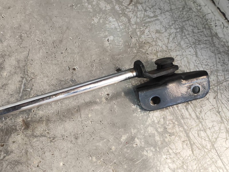 Recambio de amortiguadores capo para subaru tribeca b9 3.0 cat referencia OEM IAM   