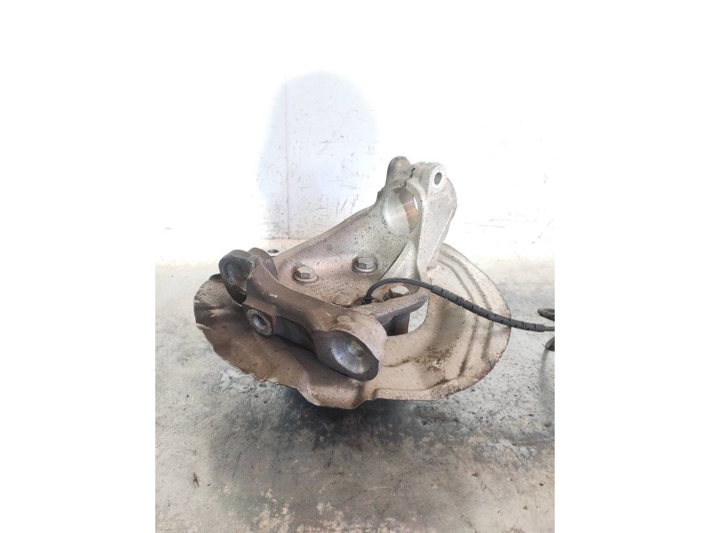 Recambio de mangueta delantera izquierda para bmw serie 3 touring (e91) 320d referencia OEM IAM 3121676444303  