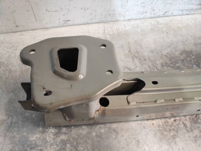 Recambio de refuerzo paragolpes trasero para subaru tribeca b9 3.0 cat referencia OEM IAM   