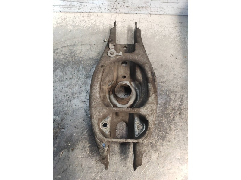 Recambio de brazo suspension inferior trasero izquierdo para bmw serie 3 coupe (e92) 330i referencia OEM IAM   