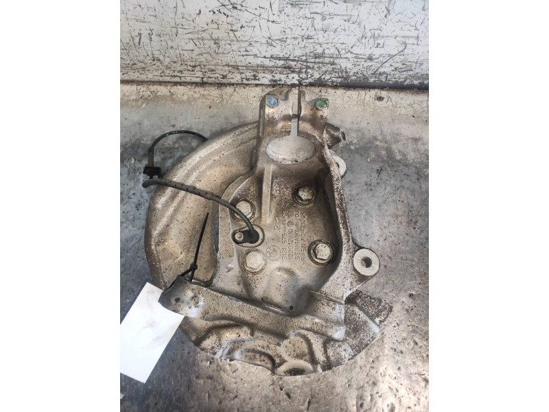 Recambio de mangueta delantera derecha para bmw serie 3 berlina (e90) 320d referencia OEM IAM   
