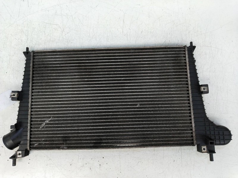 Recambio de intercooler para saab 9-5 berlina 3.0 tid linear sport referencia OEM IAM 4726568  