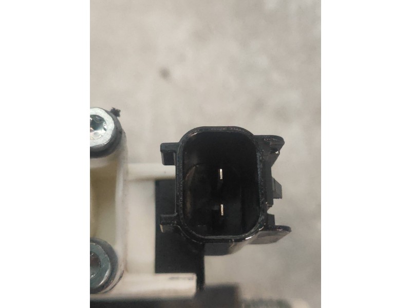 Recambio de elevalunas delantero izquierdo para ford tourneo courier (c4a) ambiente referencia OEM IAM ET76A23201CC  5P