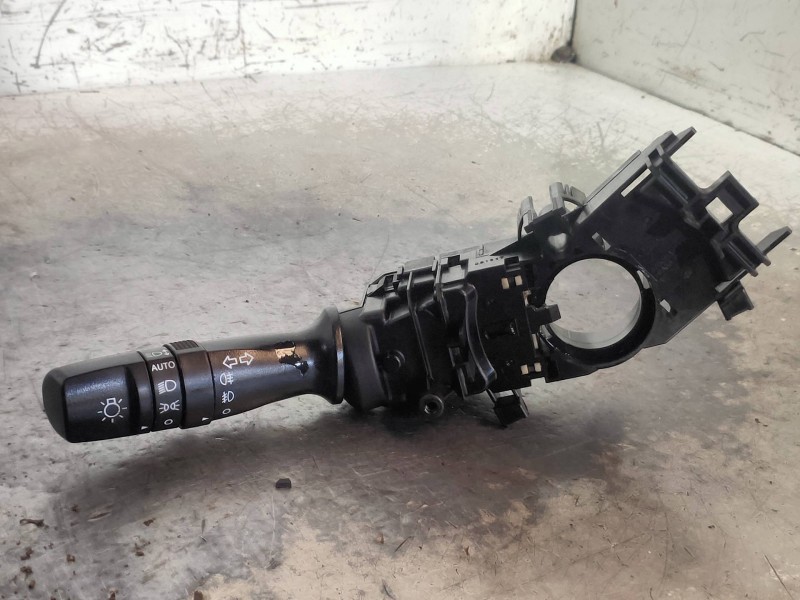 Recambio de mando luces para kia cee´d sporty wagon active referencia OEM IAM 934101M630  