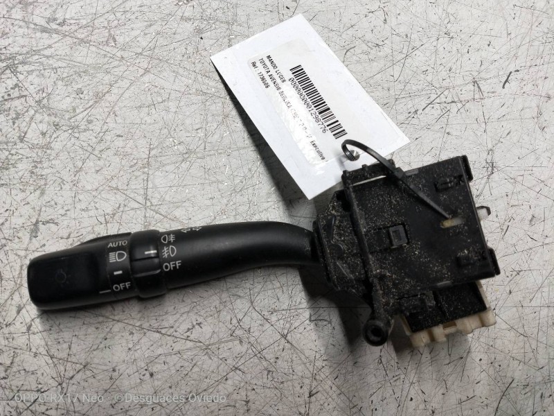 Recambio de mando luces para toyota avensis berlina (t25) 2.2 d-4d executive berlina (5-ptas.) referencia OEM IAM 173650B  