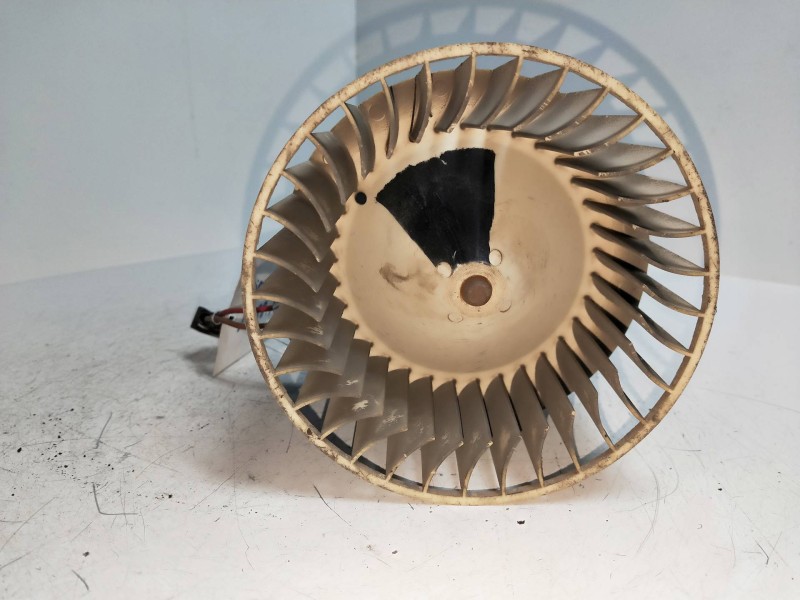 Recambio de motor calefaccion para bmw serie 5 berlina (e34) referencia OEM IAM 13288175  