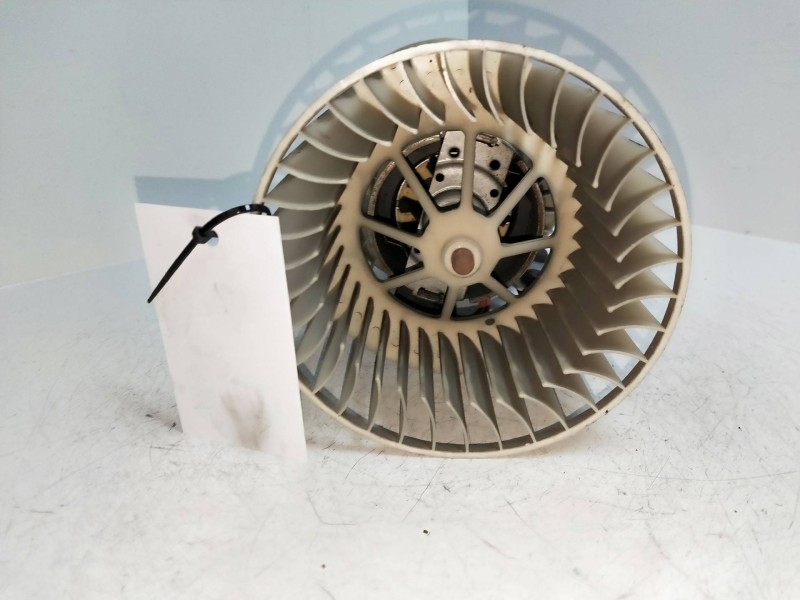 Recambio de motor calefaccion para bmw serie 5 berlina (e39) 2.8 24v cat referencia OEM IAM 641183724939 5399533900 