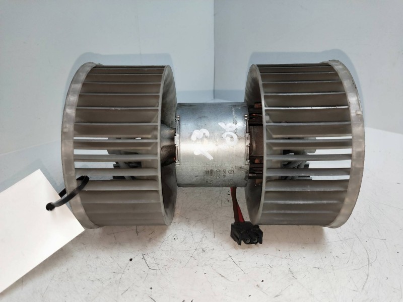 Recambio de motor calefaccion para bmw x3 (e83) referencia OEM IAM 0130101609  