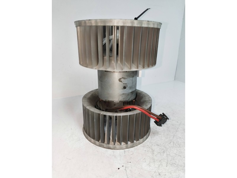 Recambio de motor calefaccion para bmw x3 (e83) referencia OEM IAM 0130101609  