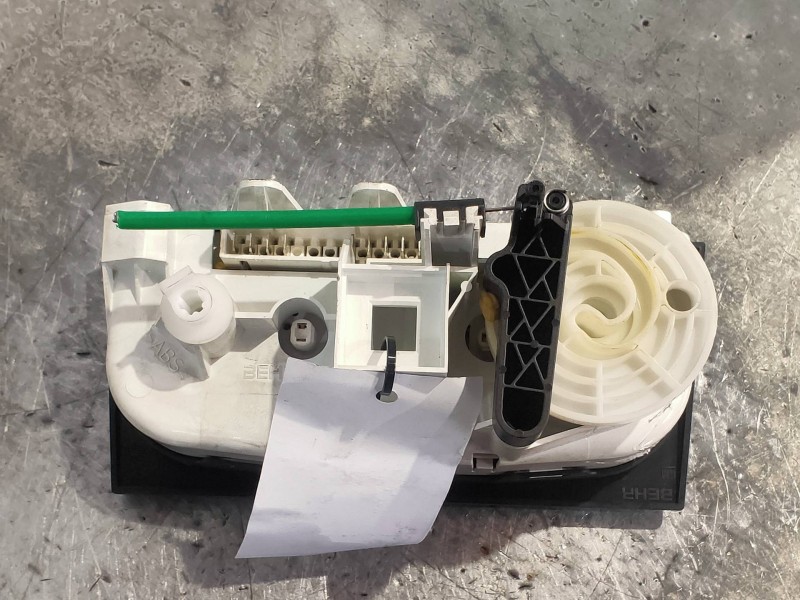 Recambio de mando calefaccion / aire acondicionado para opel meriva cosmo referencia OEM IAM 93329466  