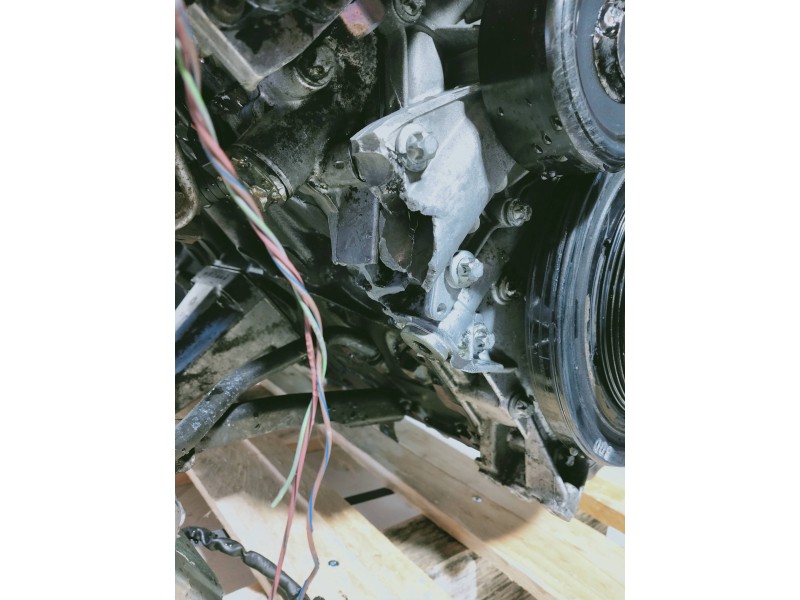 Recambio de motor completo para mercedes clase e (w211) berlina e 270 cdi (211.016) referencia OEM IAM 647961 30026702 BOSCH