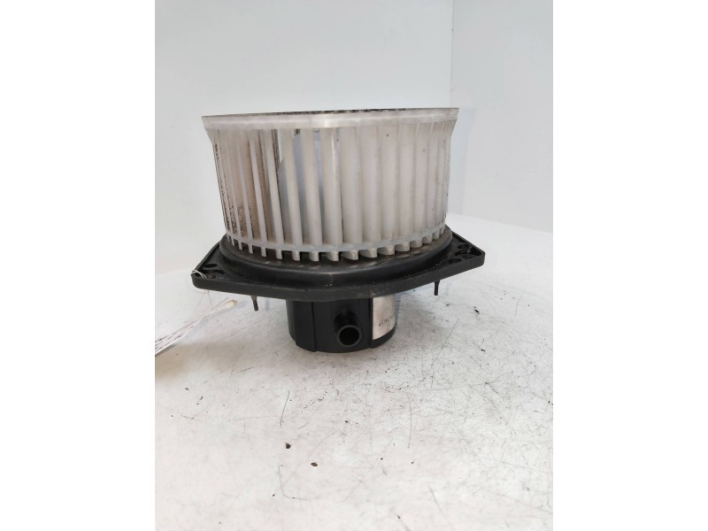 Recambio de motor calefaccion para chevrolet aveo 1.4 cat referencia OEM IAM 4051026LHD 8D14C27DJM 