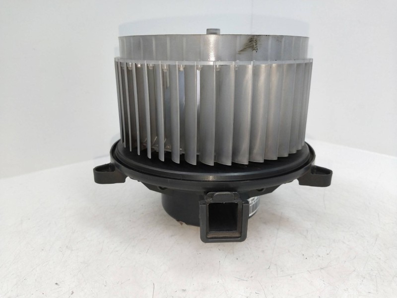 Recambio de motor calefaccion para chevrolet cruze station wagon ltz referencia OEM IAM A130870734 5242710201 