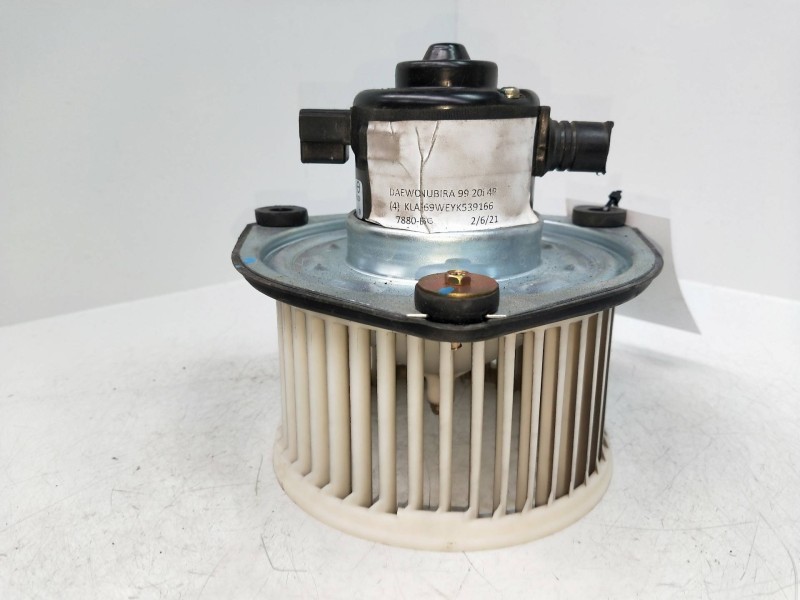 Recambio de motor calefaccion para daewoo nubira berlina cd referencia OEM IAM 612993 0D11JDJM 