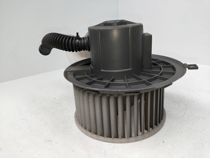 Recambio de motor calefaccion para daewoo matiz 0.8 referencia OEM IAM 613136LHD 4D07L1DJM 