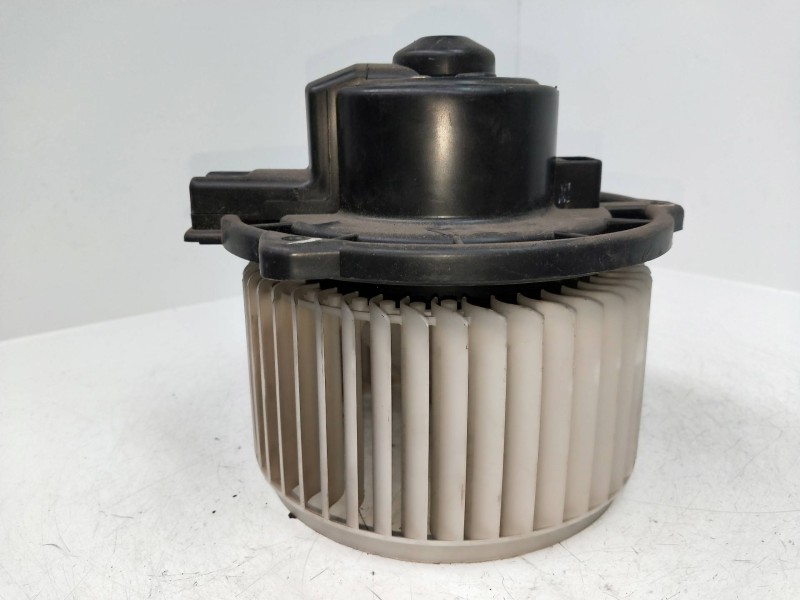 Recambio de motor calefaccion para daewoo tacuma referencia OEM IAM 613353  