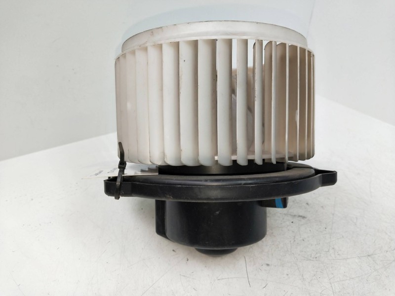 Recambio de motor calefaccion para daewoo tacuma referencia OEM IAM 613353  