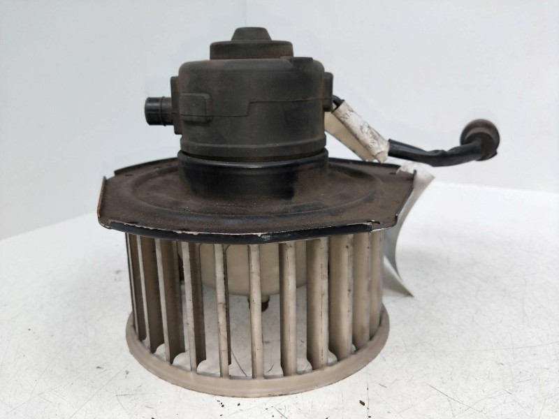 Recambio de motor calefaccion para daewoo nexia 1.5 16v cat referencia OEM IAM   