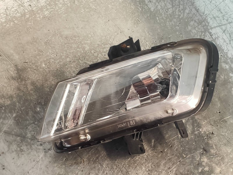 Recambio de faro antiniebla derecho para kia cee´d sporty wagon active referencia OEM IAM   